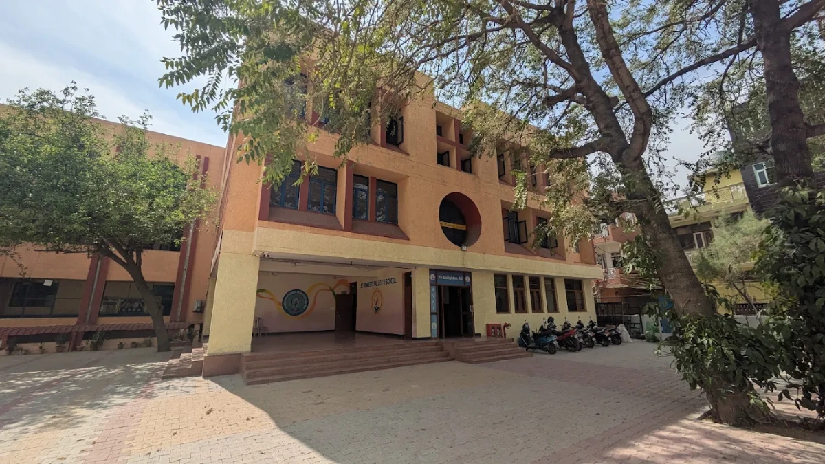 St Vincent Pallotti School, Sangam Vihar campus