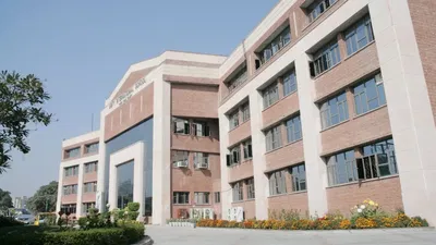 Amity International School, Pushp Vihar campus