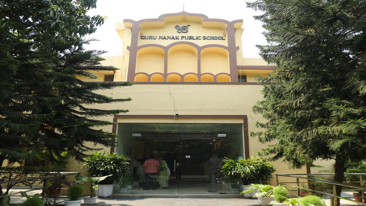 Guru Nanak Public School, Punjabi Bagh