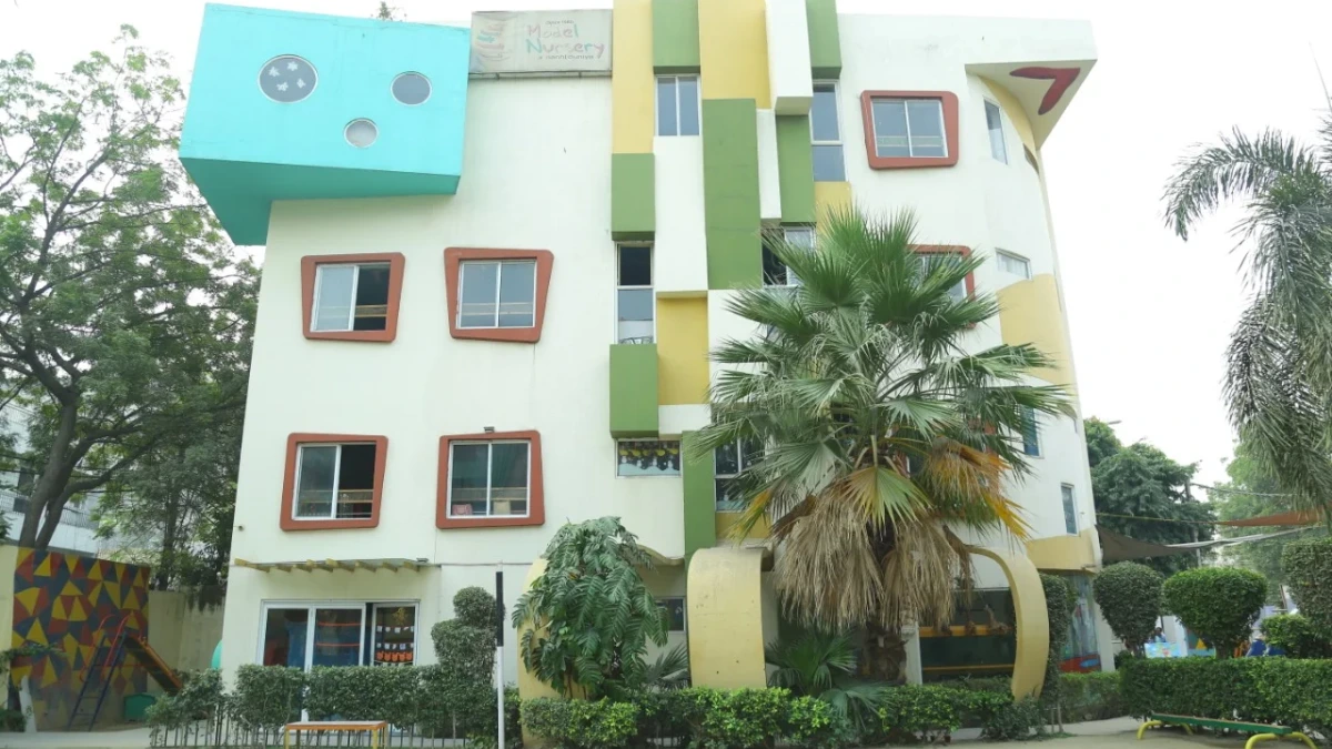 Spring Days Senior Secondary School, Ashok Vihar campus