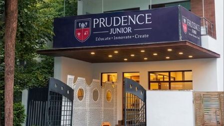 Prudence Junior, Dwarka