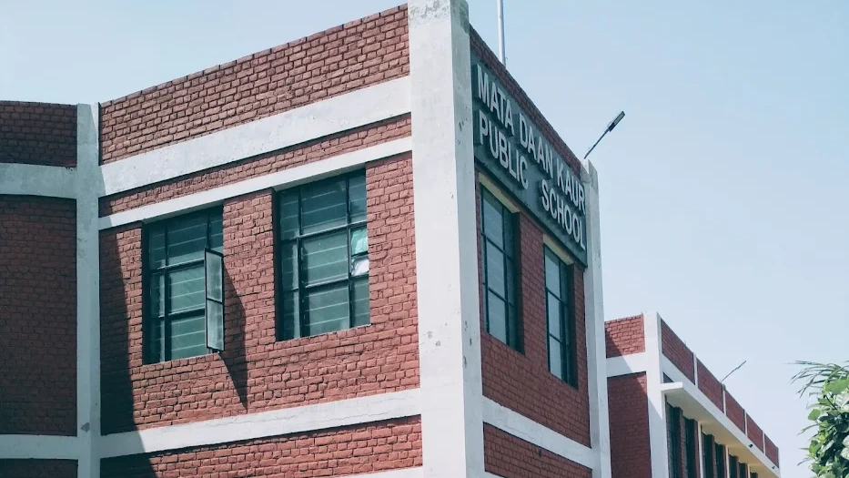 Mata Daan Kaur Public School, Najafgarh campus