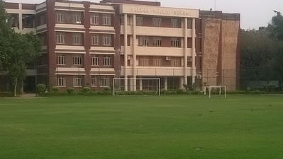 Salwan Public School, Mayur Vihar campus