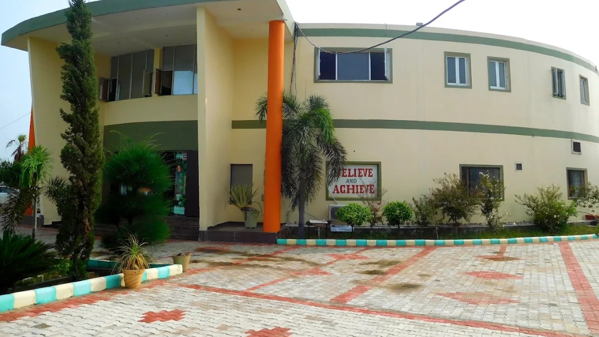 Growell Public School, Chatia Aulia, Ganaur
