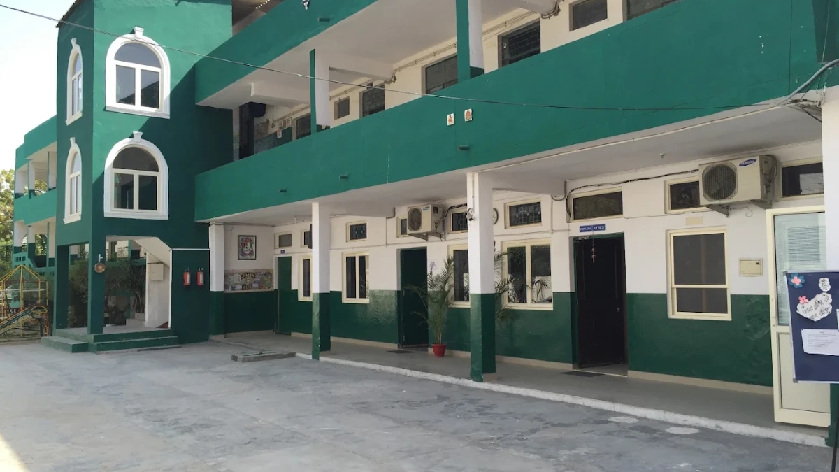 New Green Land Ideal Public School, Sangam Vihar